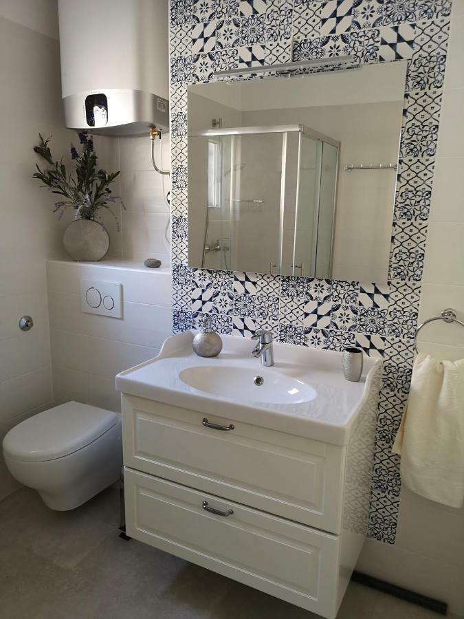 Katarina Apartamento Punat Exterior foto